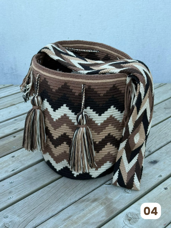 Mochila GRANDE Tonos Tierra🌤️ (31x28)