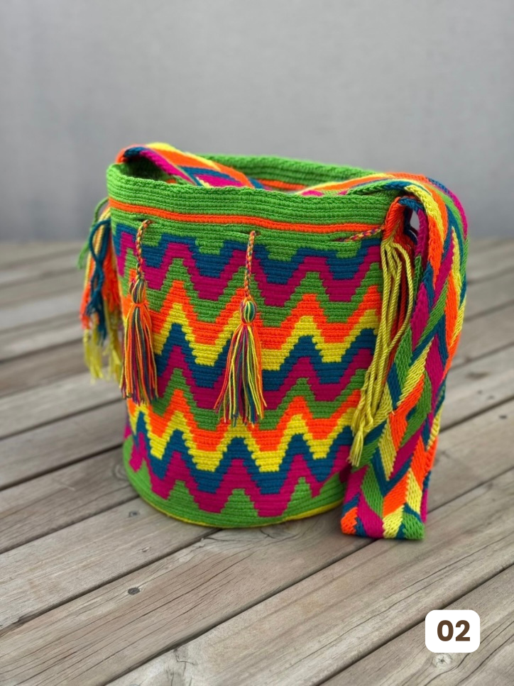 Mochila GRANDE Fiesta Tropical🌴 (31x28)