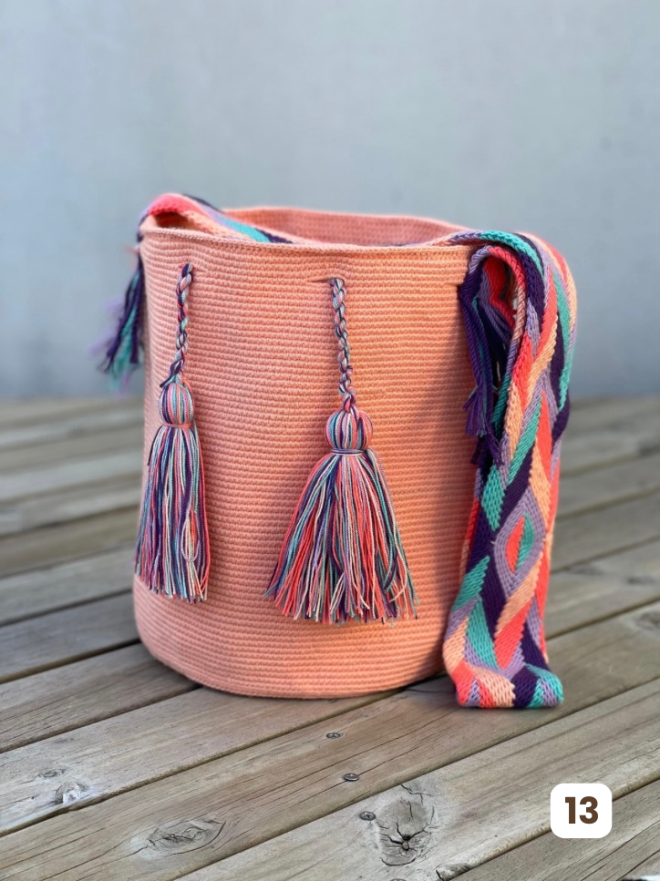 Mochila GRANDE Tonos Pastel ⭐️(31x28)