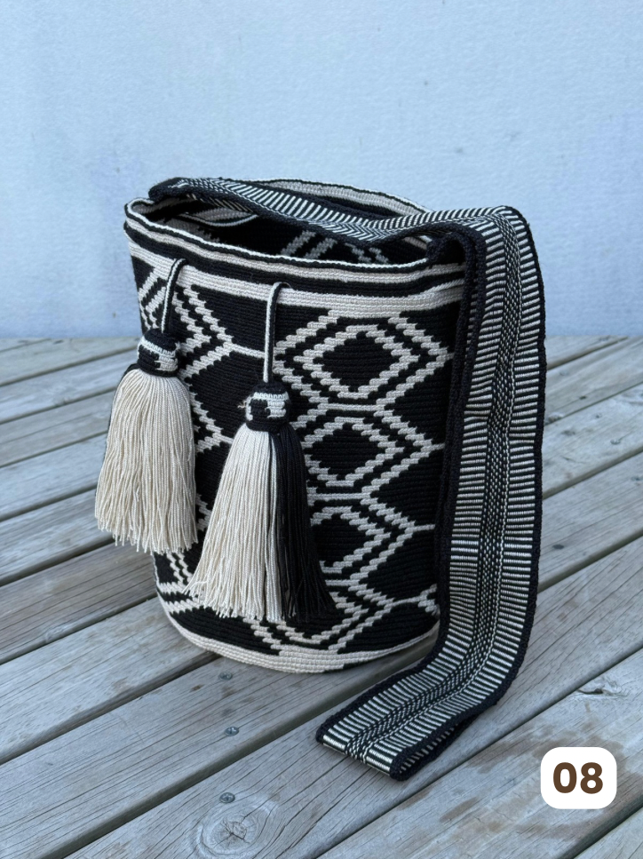 ✨Mochila Gran Reserva de Colección 🏛️🐦‍🔥(32x29 cm)