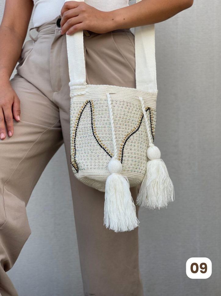 Mochila MEDIANA Perlada💫(22x18)