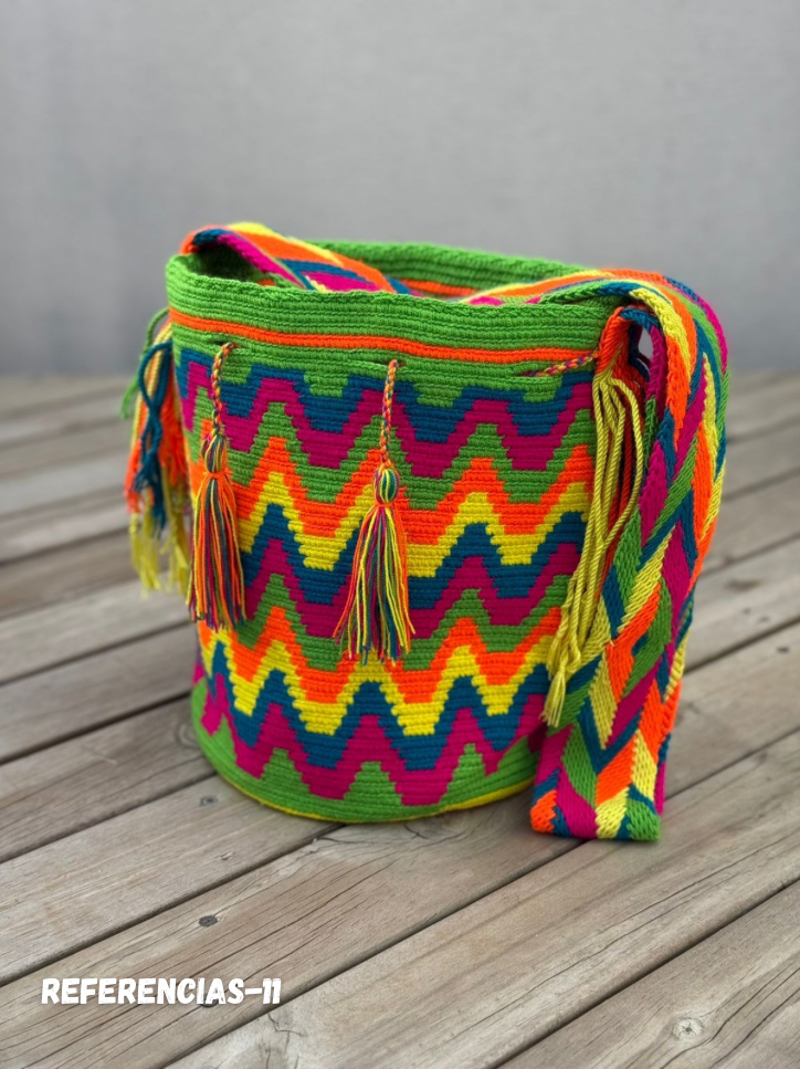 Mochila GRANDE Fiesta Tropical🌴 (31x28)