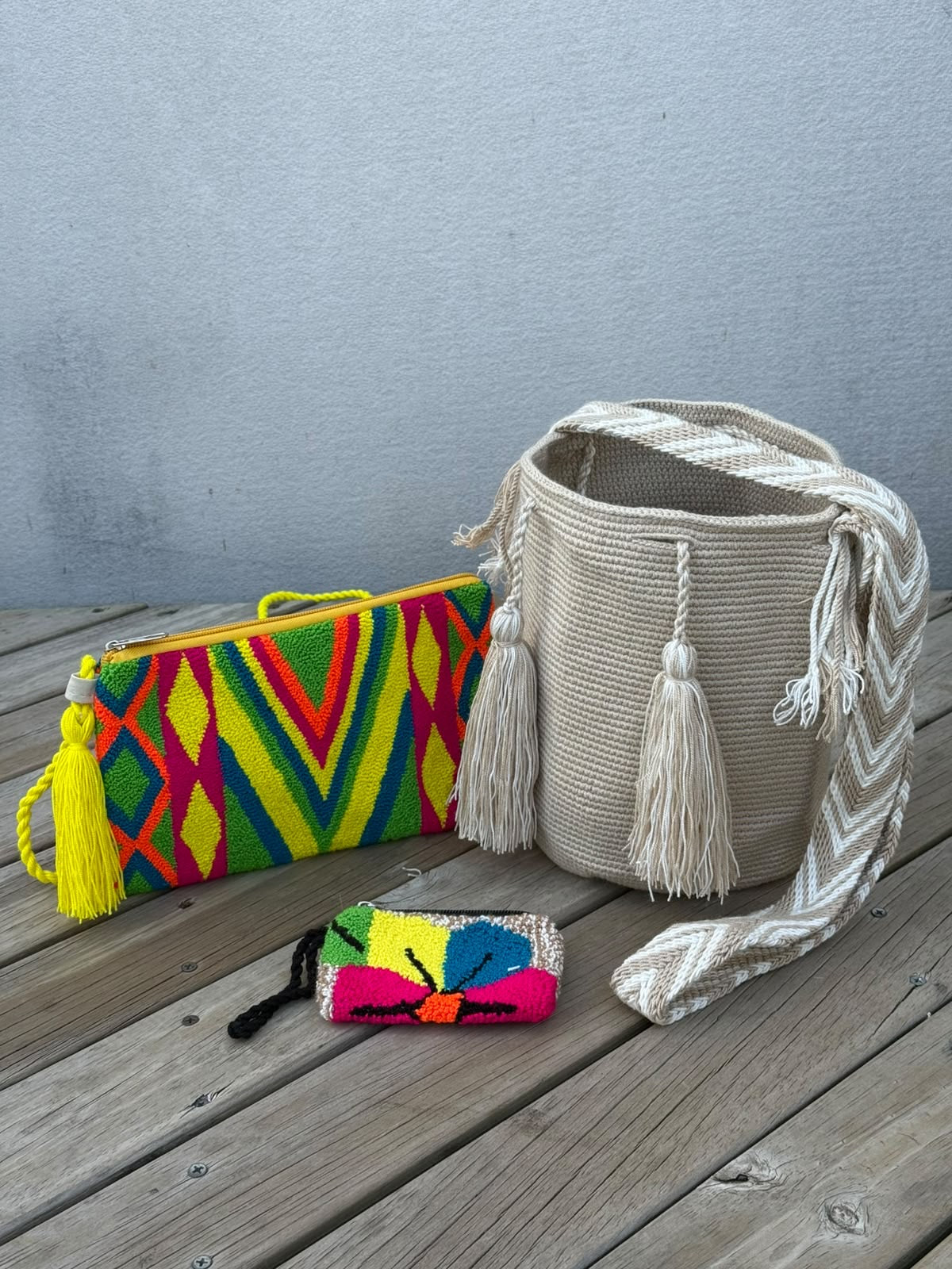 Combos Wayuu: Mochila MEDIANA + Sobre + (MONEDERO GRATIS)