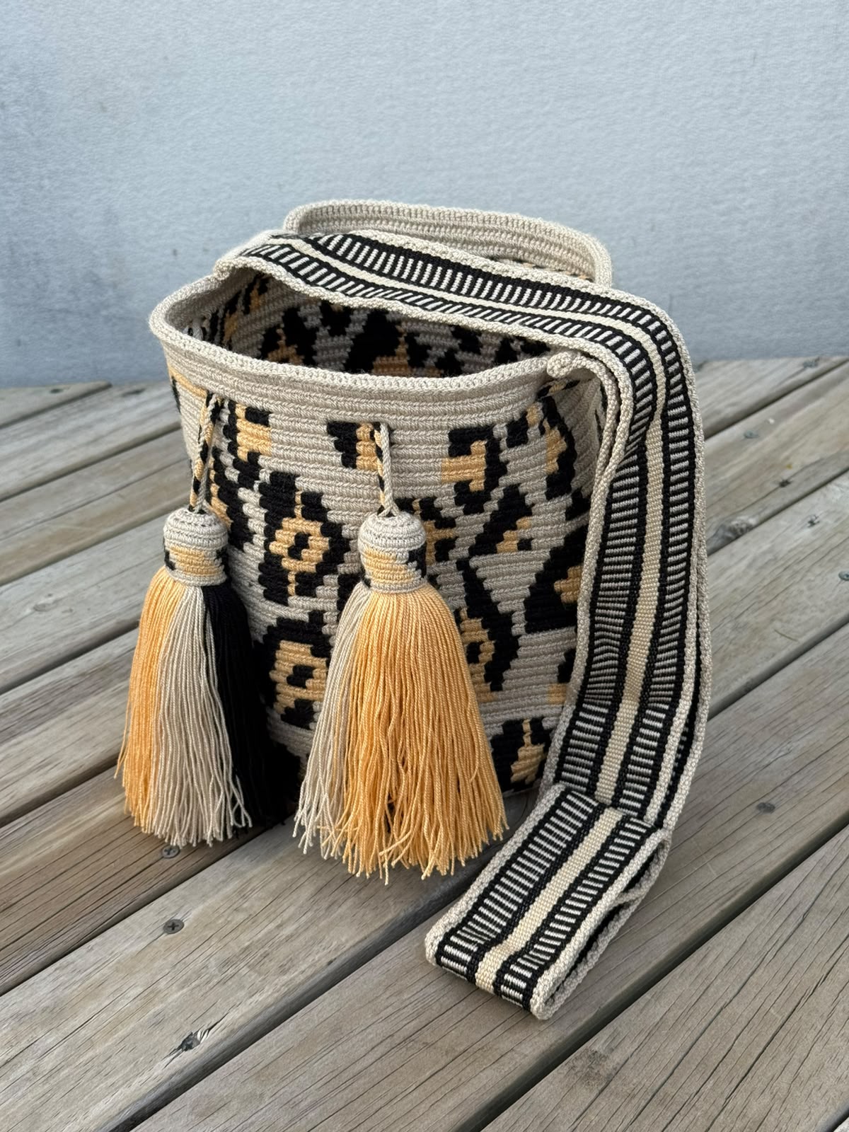 Mochila MEDIANA Colección PREMIUM (22x20)
