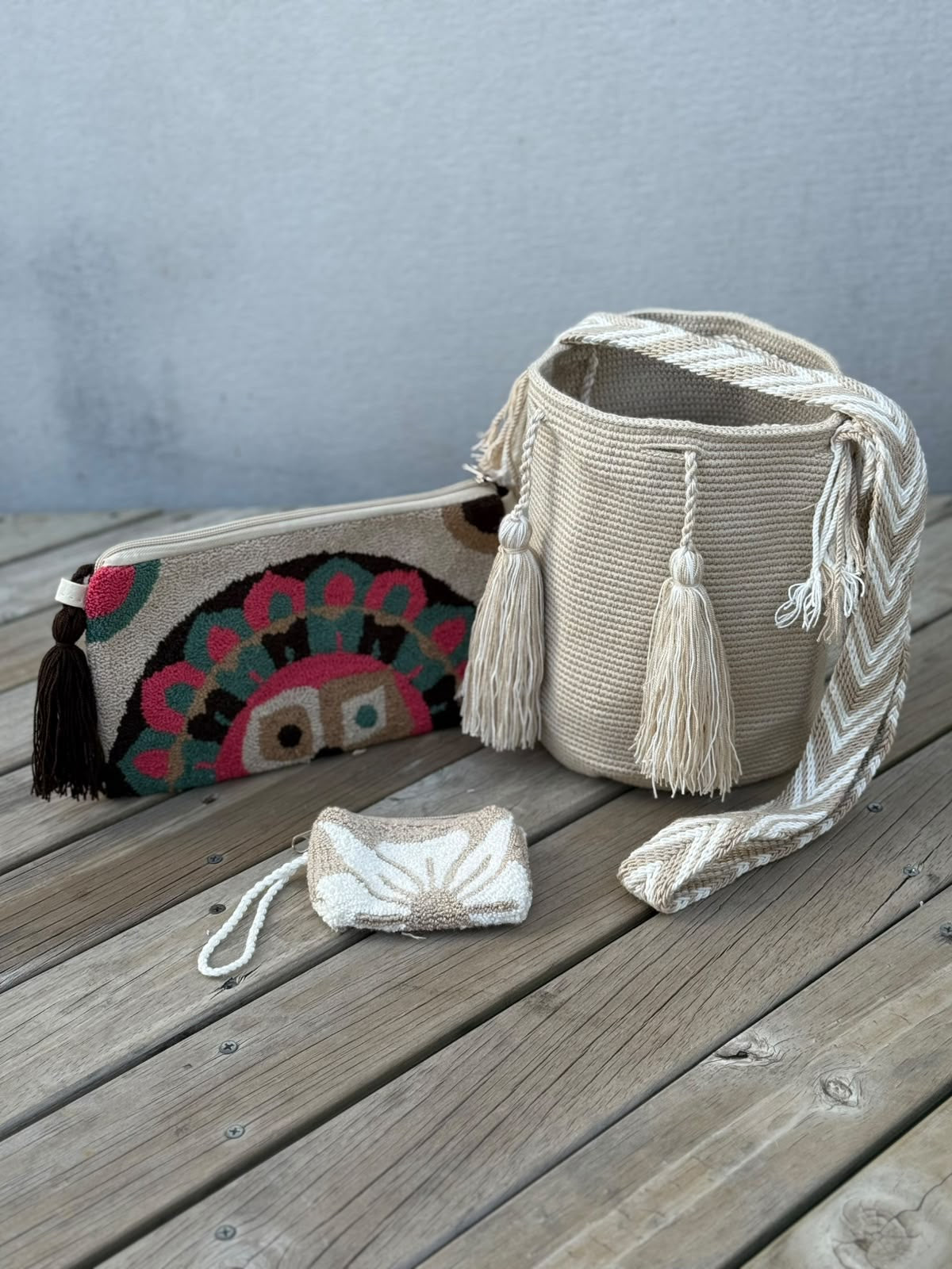 Combos Wayuu: Mochila MEDIANA + Sobre + (MONEDERO GRATIS)