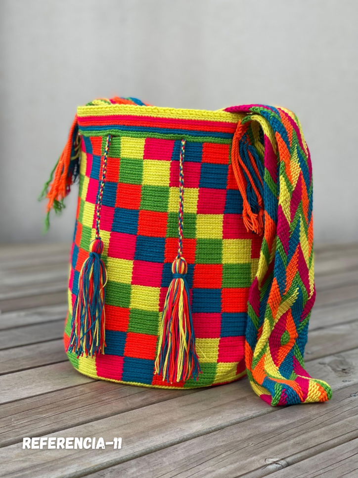 Mochila GRANDE Fiesta Tropical🌴 (31x28)