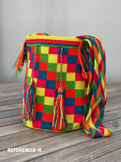 Mochila GRANDE Fiesta Tropical🌴 (31x28)
