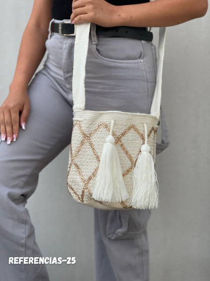 Mochila MEDIANA Perlada💫(22x18)