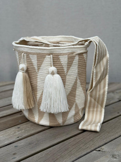 ✨Mochila Gran Reserva de Colección 🏛️🐦‍🔥(32x29 cm)