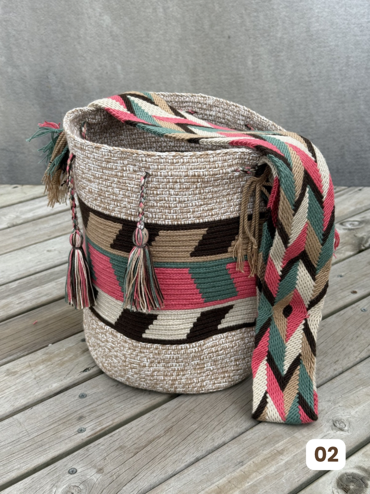 Mochila GRANDE Tonos Guayaba (31x28)