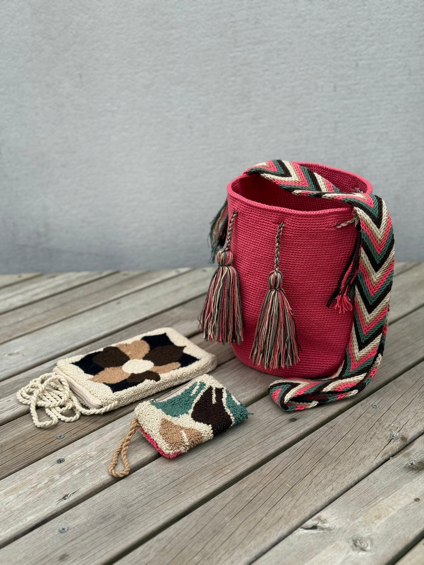 ✨Combo – Mochila Mediana + Portacelular + Monedero 🎁 – (22x20 cm)