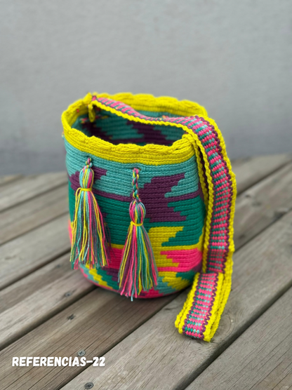 Mochila MEDIANA Tonos Pastel (22x18)⭐️