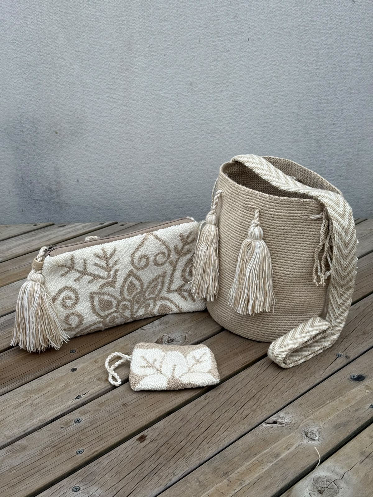 Combos Wayuu: Mochila MEDIANA + Sobre + (MONEDERO GRATIS)