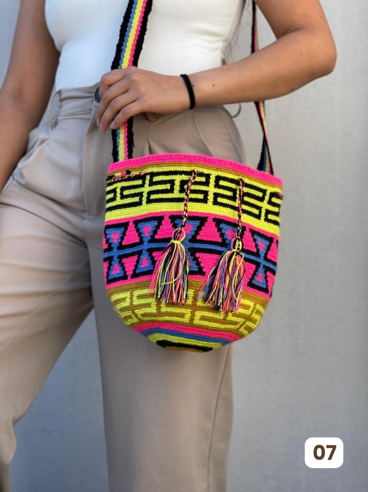 Mochila MEDIANA Tonos Pastel (22x18)⭐️