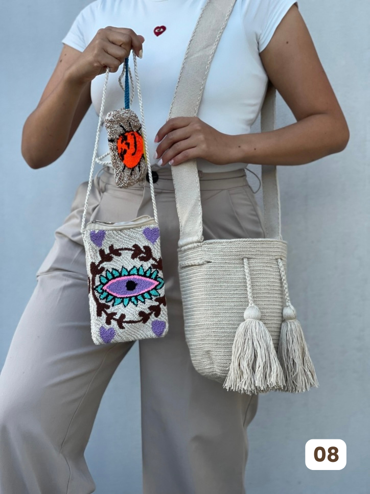 ✨Combo – Mochila Mediana + Portacelular + Monedero 🎁 – (22x20 cm)