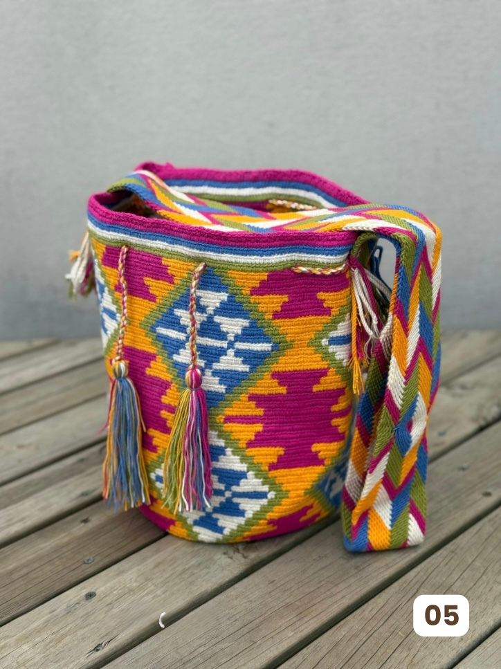 Mochila GRANDE Fiesta Tropical🌴 (31x28)
