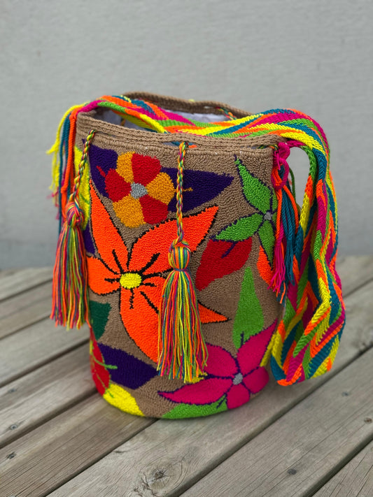 Mochila GRANDE Tapizada (31x28)🦜