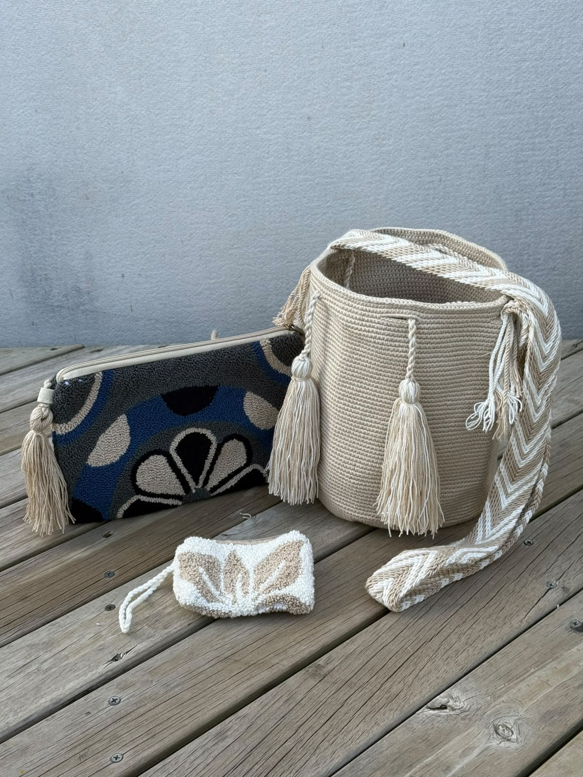 Combos Wayuu: Mochila MEDIANA + Sobre + (MONEDERO GRATIS)