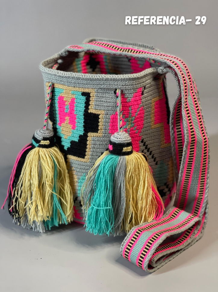Mochila MEDIANA Colección PREMIUM  🔥⭐️ (22x21)