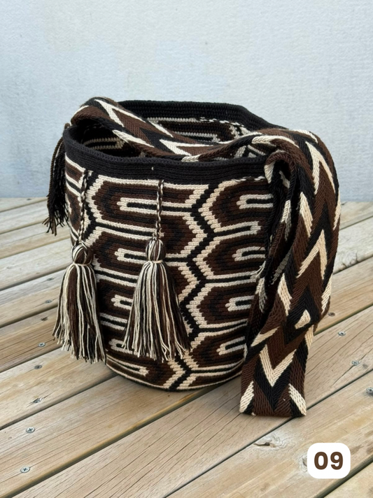 Mochila GRANDE Tonos Tierra🌤️ (31x28)
