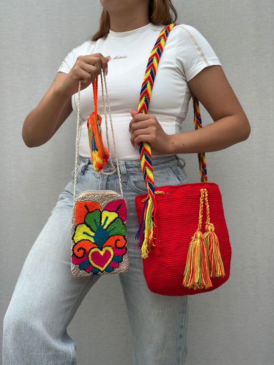 ✨Combo – Mochila Mediana + Portacelular + Monedero 🎁 – (22x20 cm)