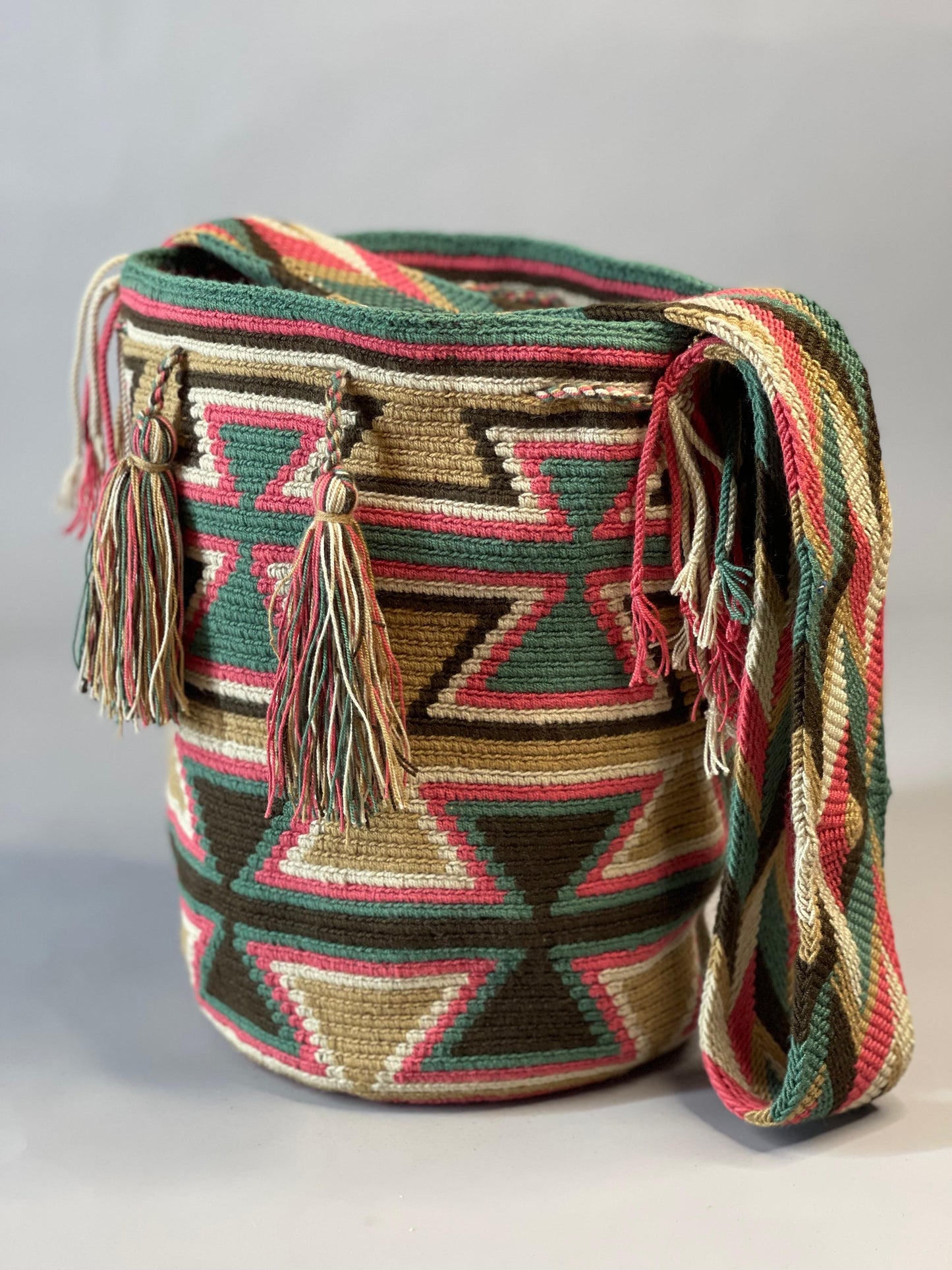 Mochila GRANDE Tonos Guayaba (31x28)