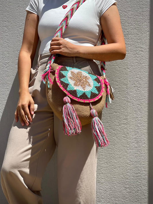 Mochila Tapa Perlada MEDIANA🌟(22x20Cm)