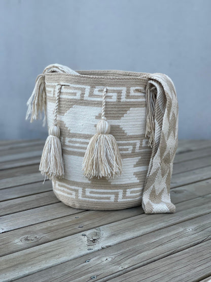 Mochila GRANDE Tonos Tierra🌤️ (31x28)