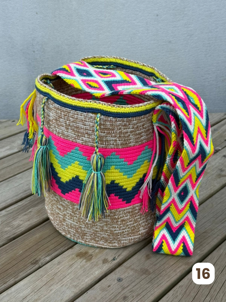 Mochilas GRANDE Matizadas💫 (31x28)