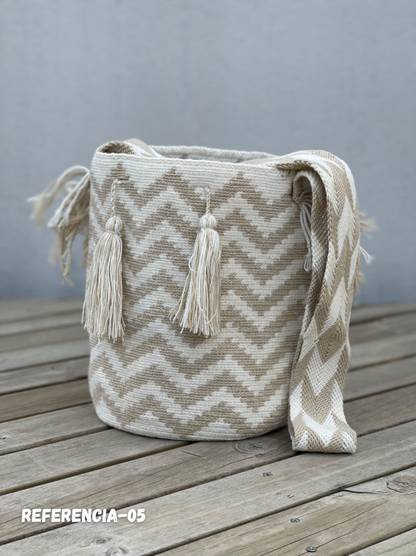 Mochila GRANDE Tonos Tierra🌤️ (31x28)