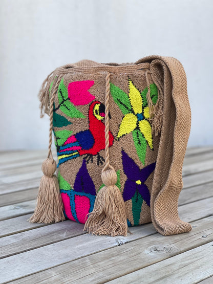 Mochila GRANDE Tapizada (31x28)🦜