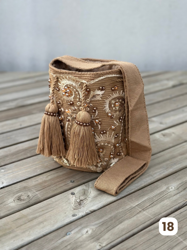 Mochila MEDIANA Recamada🌟💎(22x20)