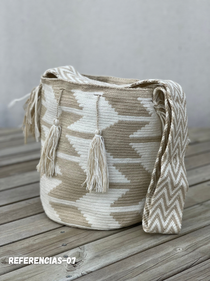 Mochila GRANDE Tonos Tierra🌤️ (31x28)