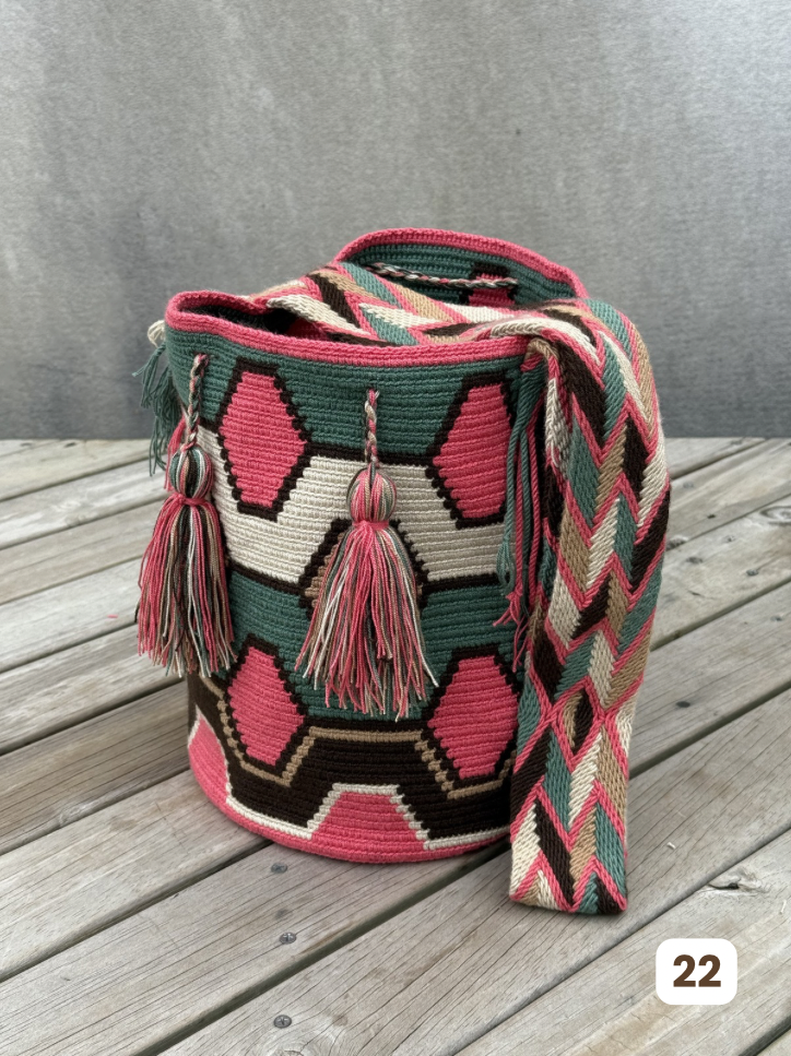 Mochila GRANDE Tonos Guayaba (31x28)