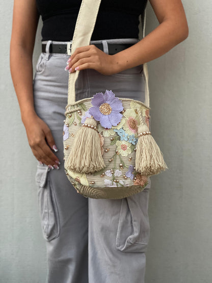 Mochila Recamada MEDIANA Primavera🌸🌷💎 (22x20)