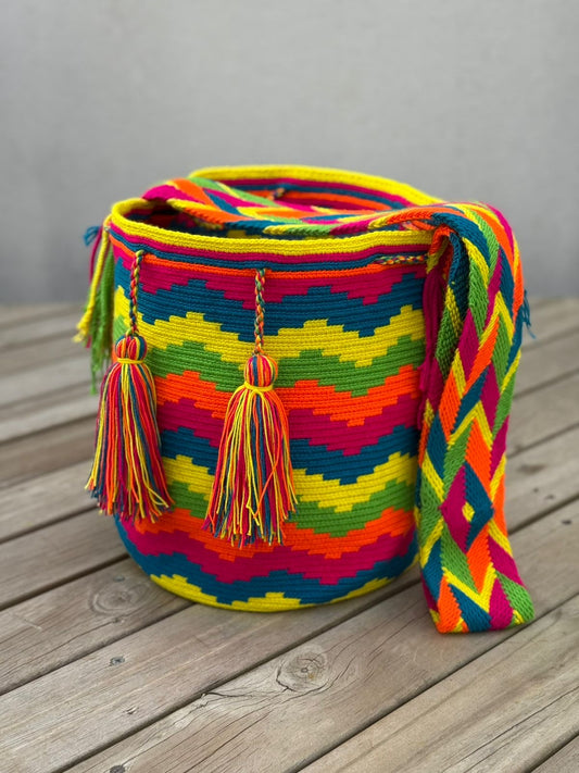 Mochila GRANDE Fiesta Tropical🌴 (31x28)