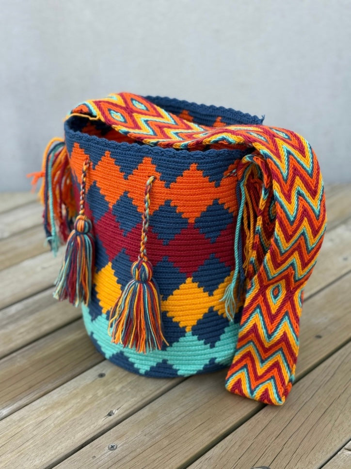Mochila GRANDE Fiesta Tropical (31x28)