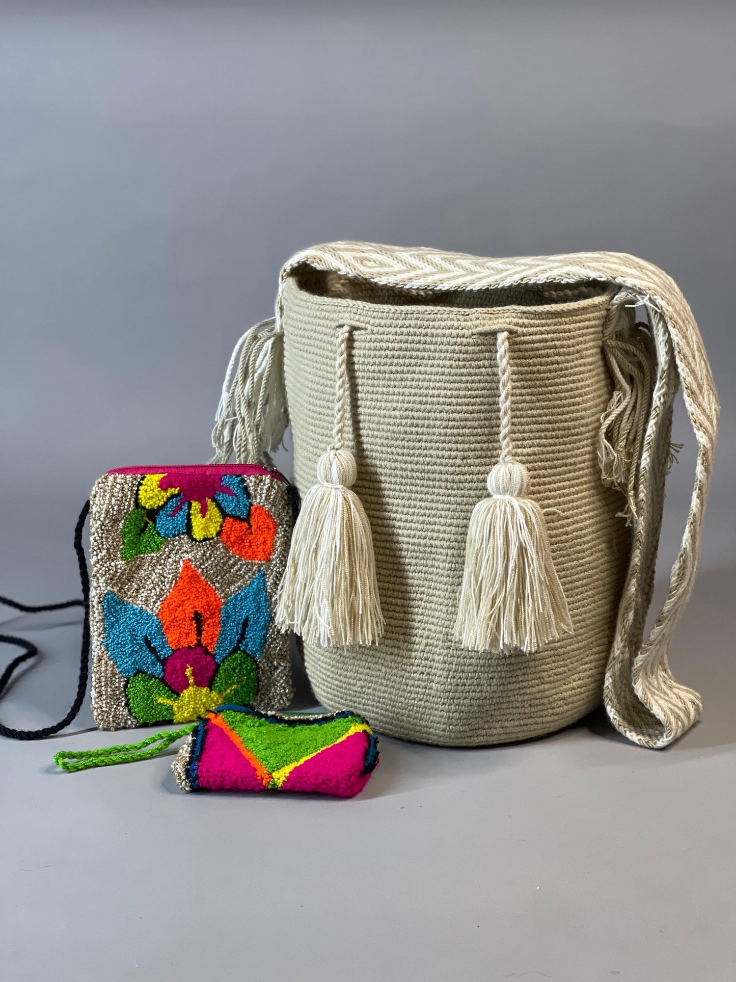 💫 Combo: Mochila GRANDE+ Portacelular + (MONEDERO GRATIS) 🎁