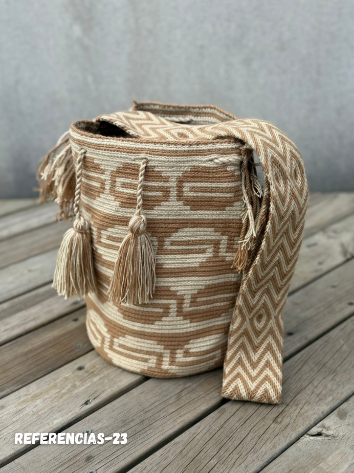 Mochila GRANDE Tonos Tierra🌤️ (31x28)