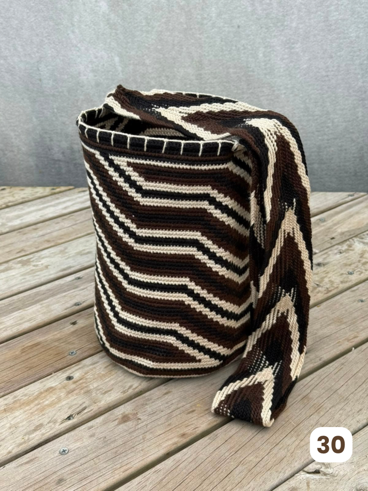 Mochila GRANDE tipo Arhuaca ⭐️🐑(30x28)