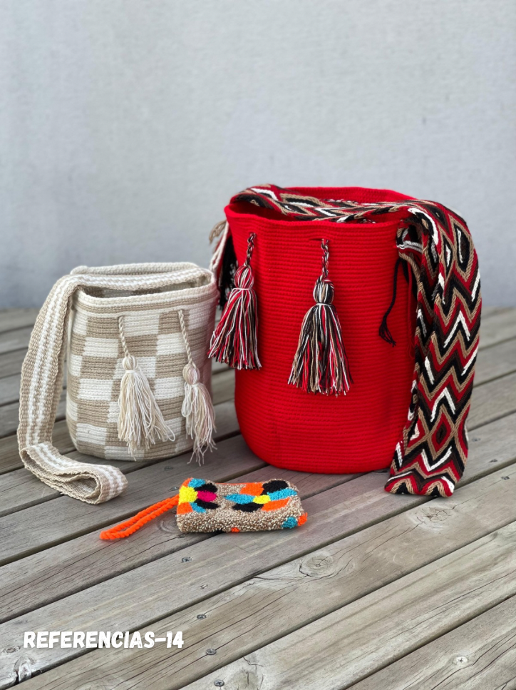 Set ⭐️Mochila Grande + Mochila Mediana + (Monedero de Regalo)🎁