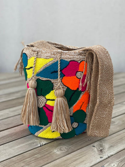 Mochila GRANDE Tapizada (31x28)🦜