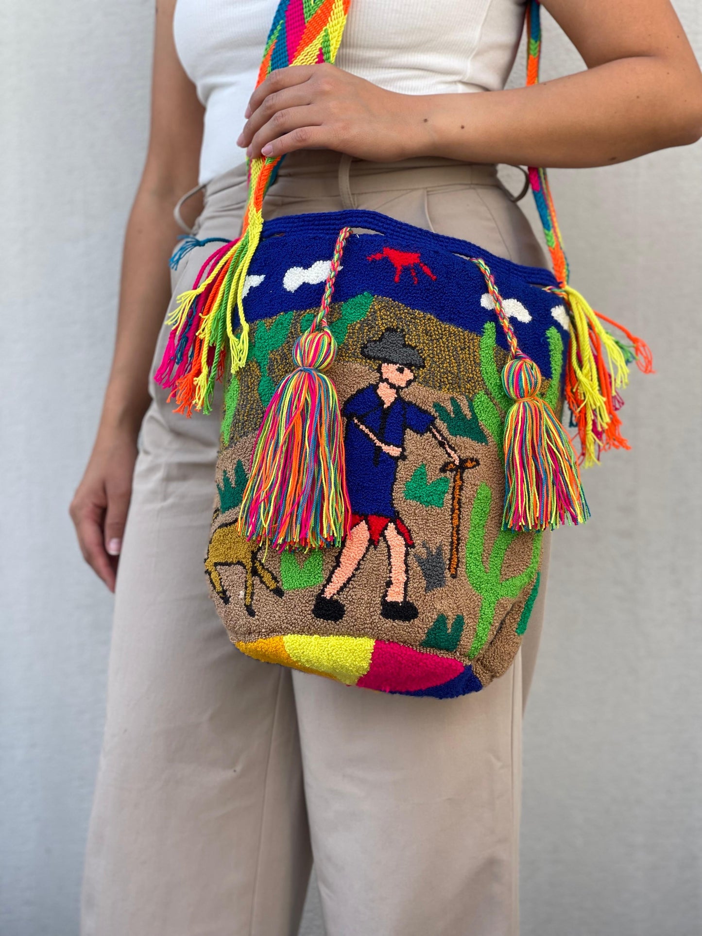 Mochila GRANDE Tapizada (31x28)🦜