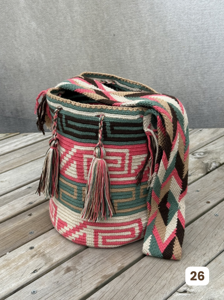 Mochila GRANDE Tonos Guayaba (31x28)