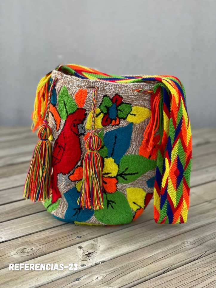 Mochila GRANDE Tapizada (31x28)🦜