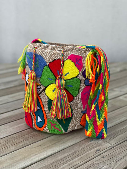 Mochila GRANDE Tapizada (31x28)🦜