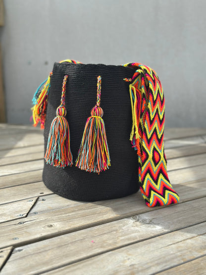 Mochila GRANDE Negra⚫️ 🎩(31x28)