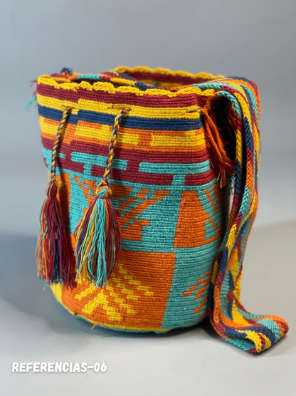 Mochila GRANDE Esencia Clásica🍂 (31x28)