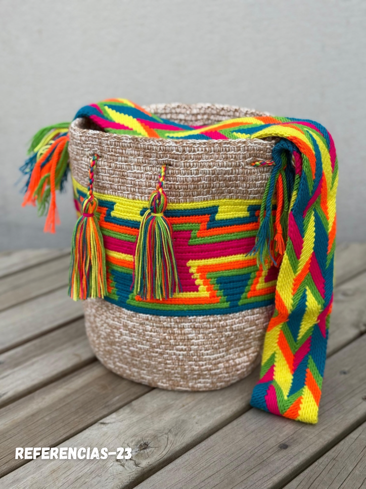 Mochilas GRANDE Matizadas💫 (31x28)