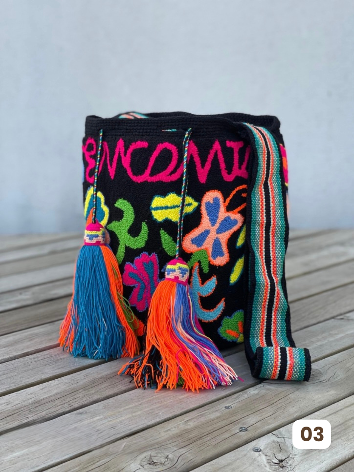 Mochila Tapizada PREMIUM (33x30Cm)🎨✨